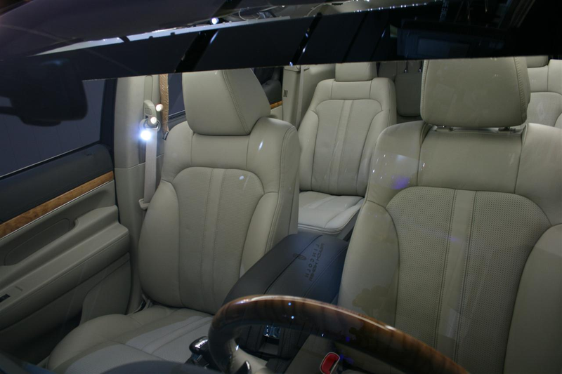 Illustration for article titled 2010 Lincoln MKT: Crossover For The Super-Segmented Masses